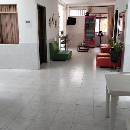 Luna Verde Hotel ネイバ エクステリア 写真