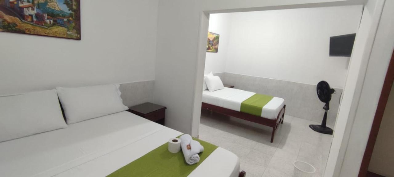 Luna Verde Hotel ネイバ エクステリア 写真